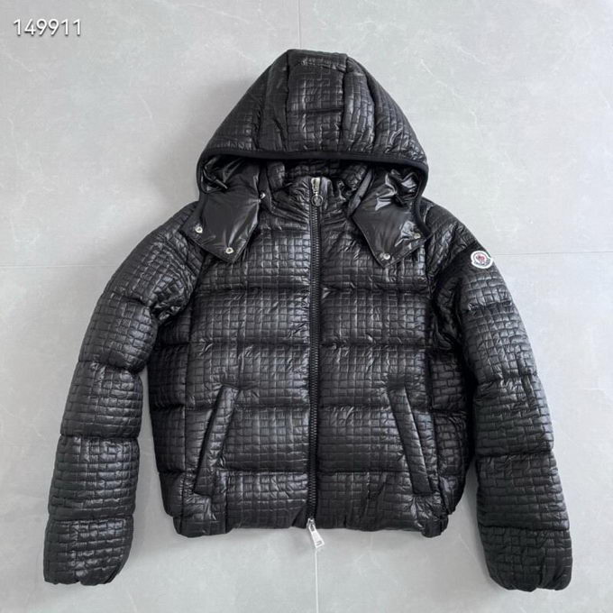 Moncler Down Jacket Wmns ID:20251123-117